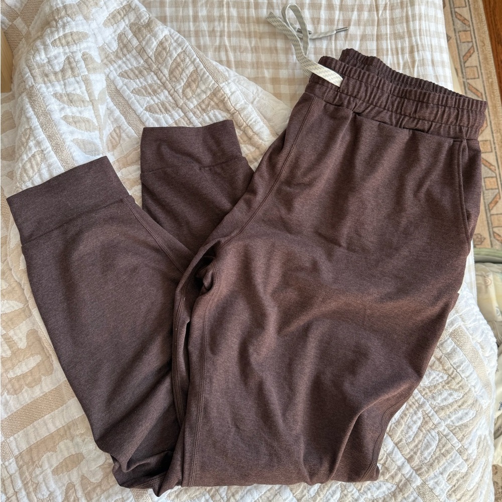 Vuori Chocolate Brown Joggers regular length